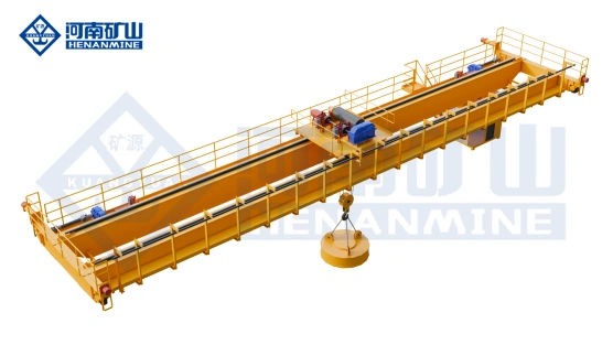 overhead crane with magnet 1.webp